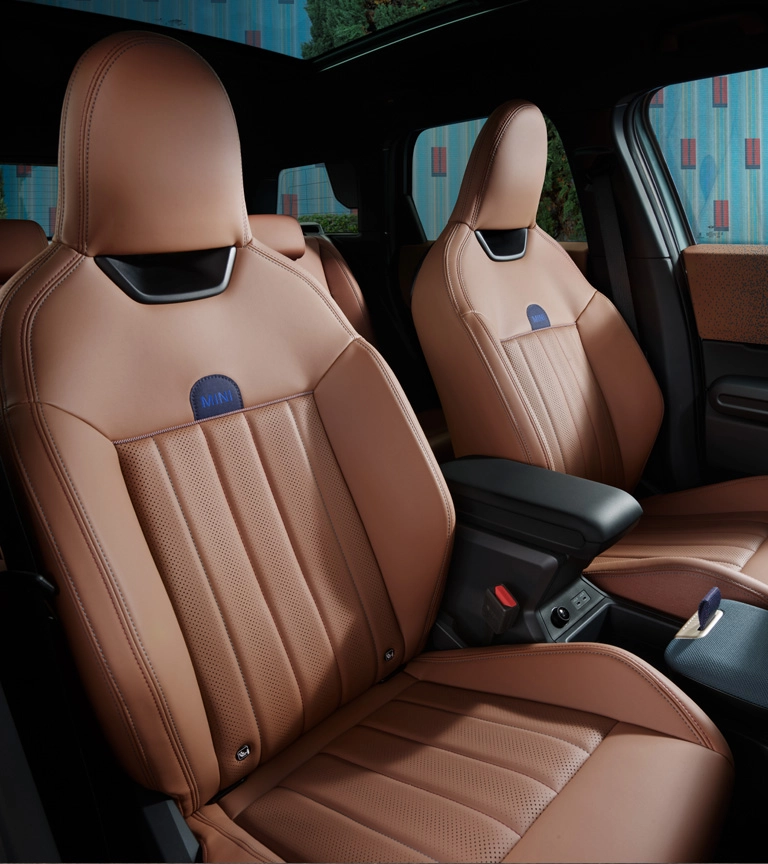 MINI Countryman - interior - seats